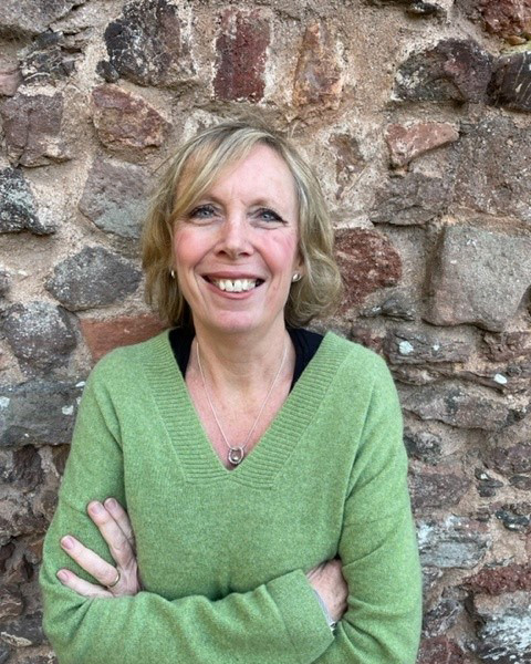 Vicki Lewis - family and workplace mediator - conflict resolution
